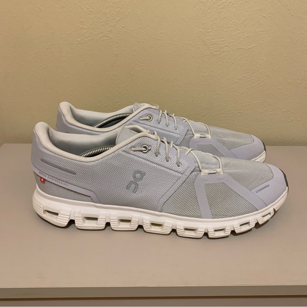On Cloud Running Light Gray Athletic Comfort Men’s Shoes Size 13